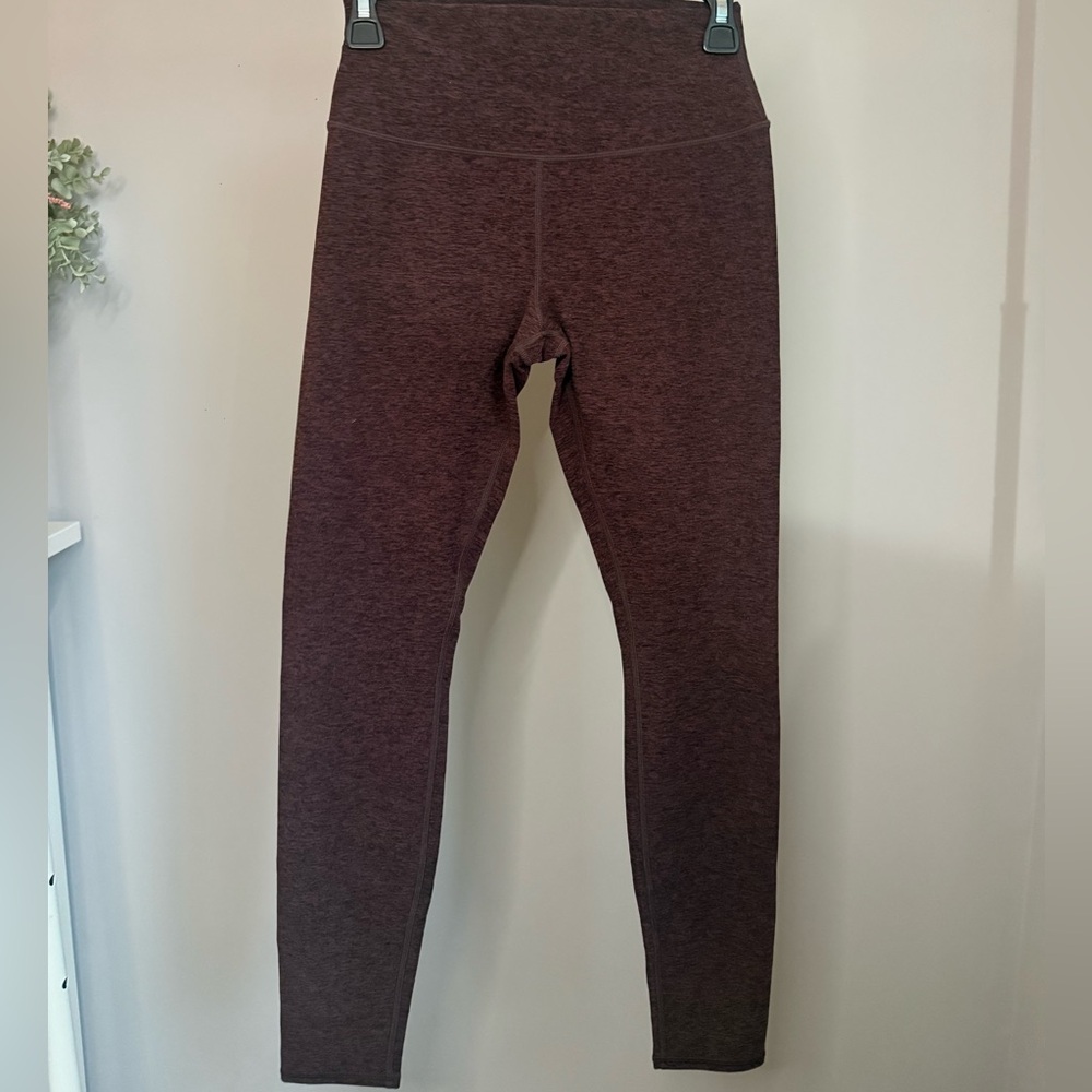 Barely Worn - High-Waist Alosoft Highlight Legging in Cherry Cola Heather Size M